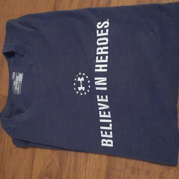 Under Armour Other - Under Armour tshirt